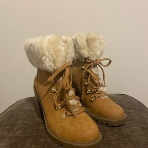G by Guess Women's Tan Fur-Lined Boots